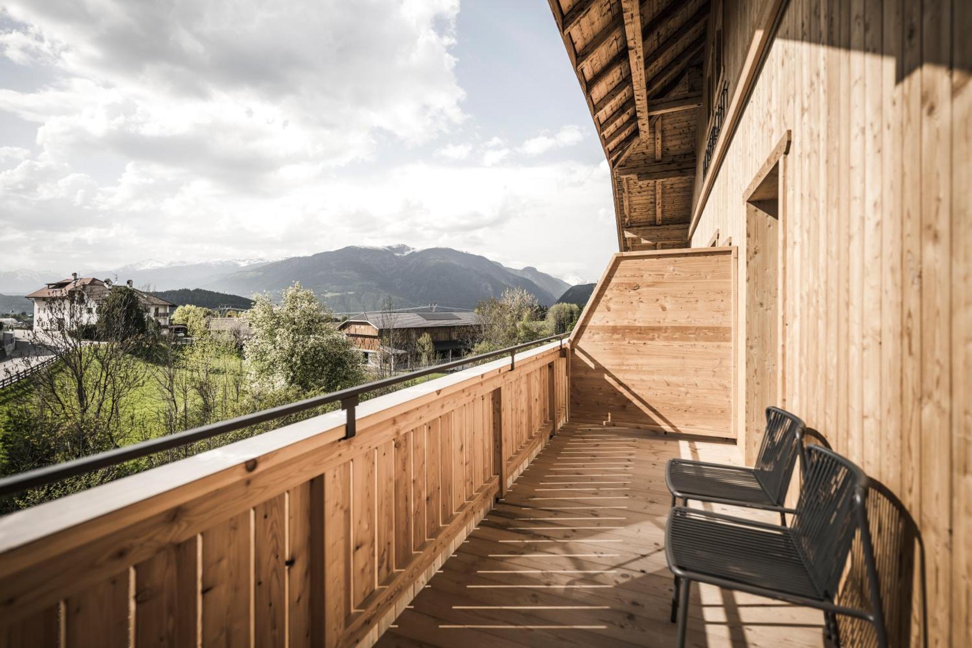 Hofergut Suites & Apartments Riscone Zewnętrze zdjęcie